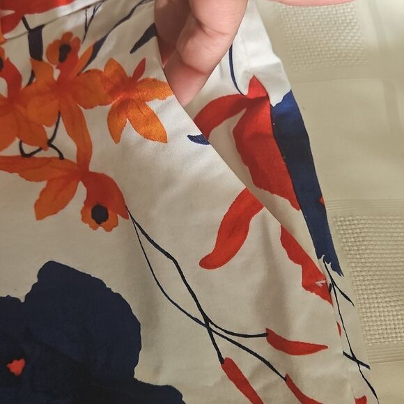 Floral Print Pants - Picture 7 of 16